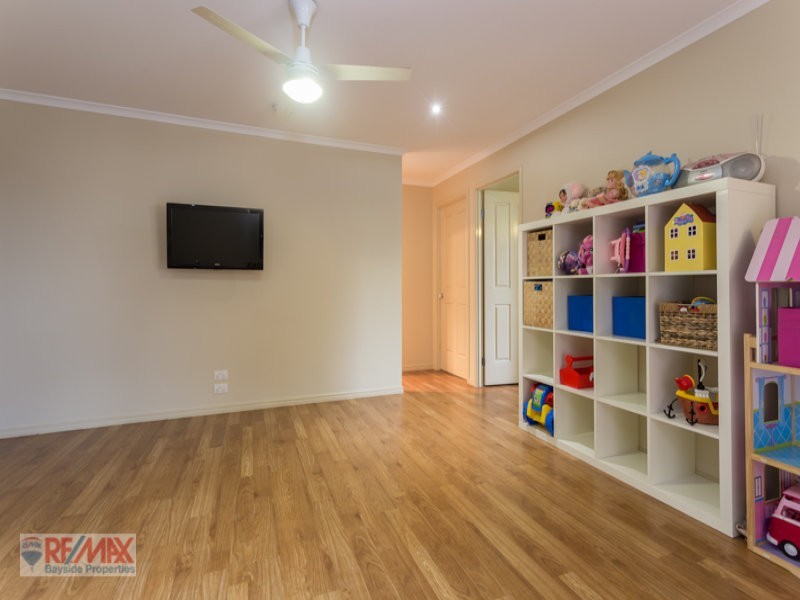 33 Aquila st, Redland Bay QLD 4165