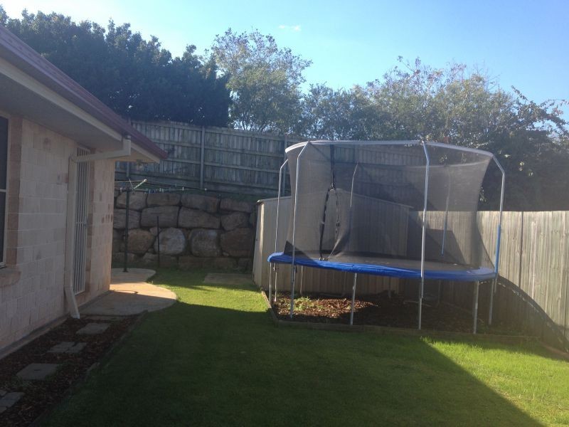 33 Aquila st, Redland Bay QLD 4165