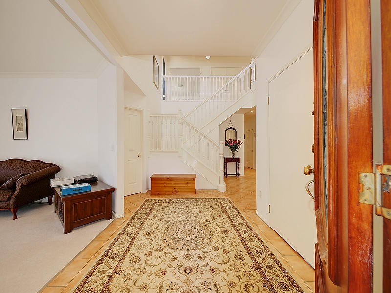 17 CONOCHIE PLACE, Ormiston QLD 4160