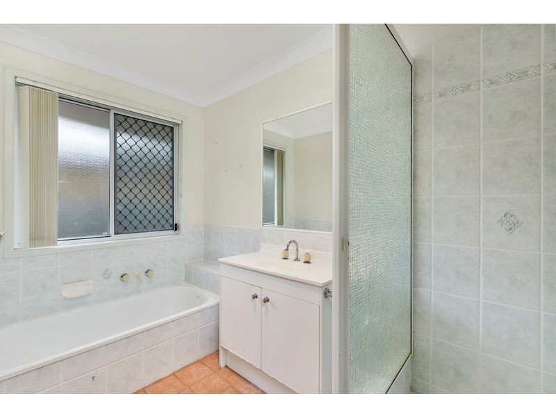 8 Ivanhoe Place, Capalaba QLD 4157