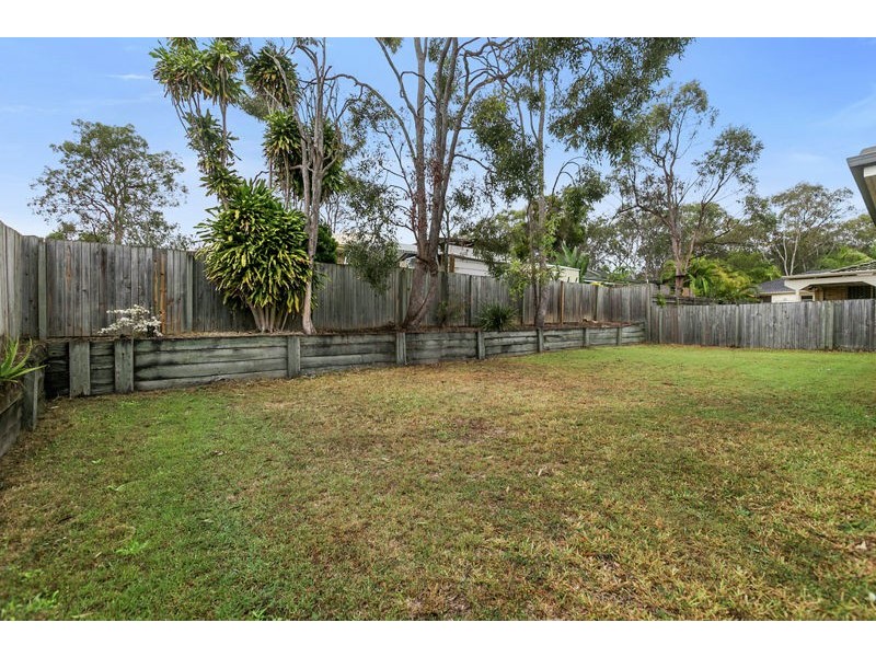 8 Ivanhoe Place, Capalaba QLD 4157