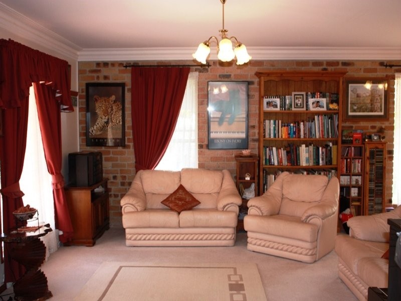 2 Peppercorn Cr, Victoria Point QLD 4165
