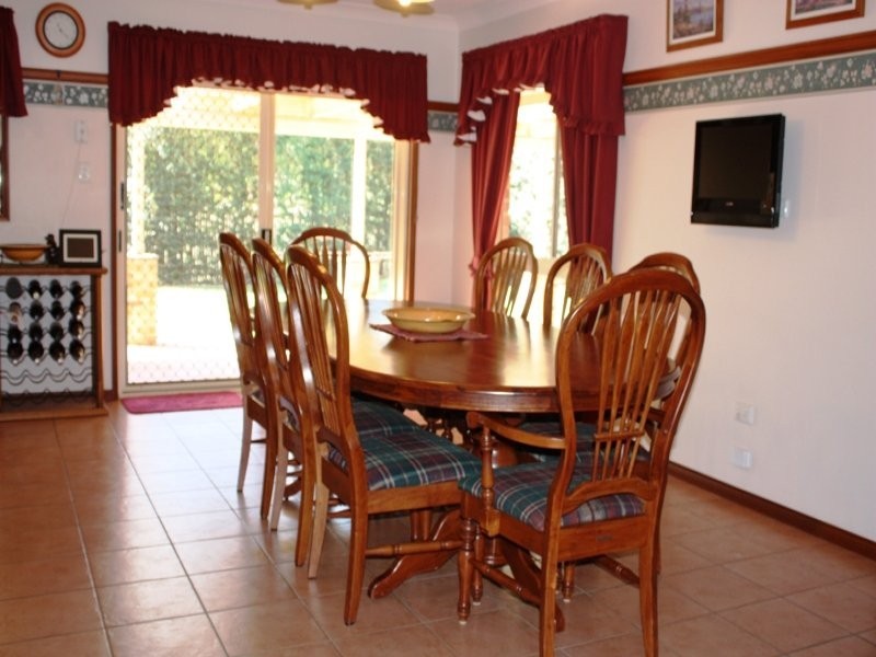 2 Peppercorn Cr, Victoria Point QLD 4165