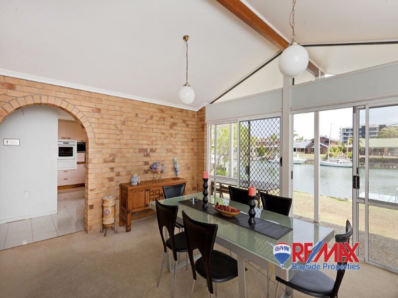 21 Compass Court, Raby Bay QLD 4163