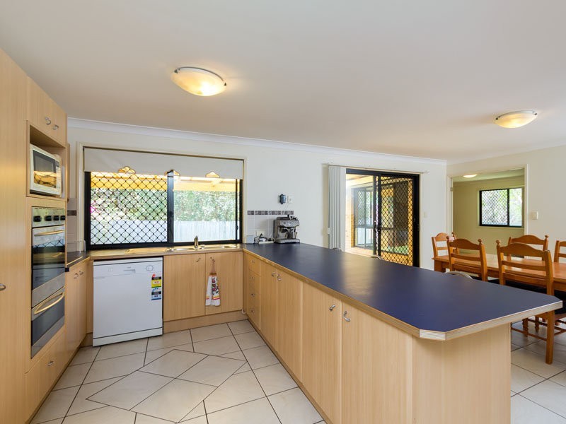 24 Wisteria Street, Ormiston QLD 4160