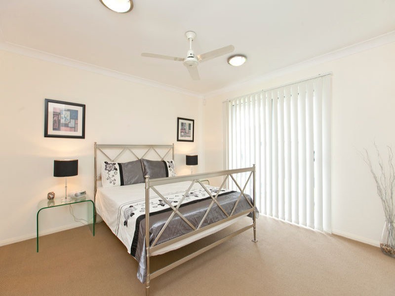 11 Pentecost Place, Redland Bay QLD 4165