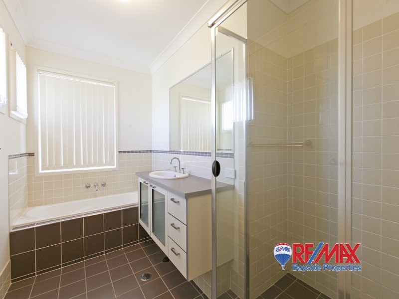 12 Whitsunday Place, Redland Bay QLD 4165