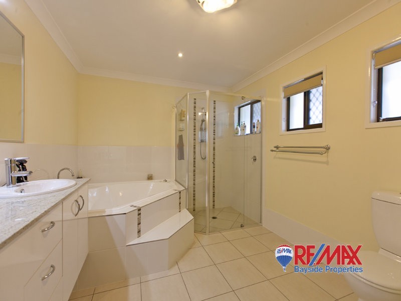 11 Orana Street, Victoria Point QLD 4165