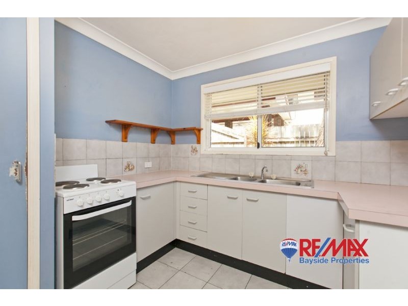 15 Mark Street, Redland Bay QLD 4165