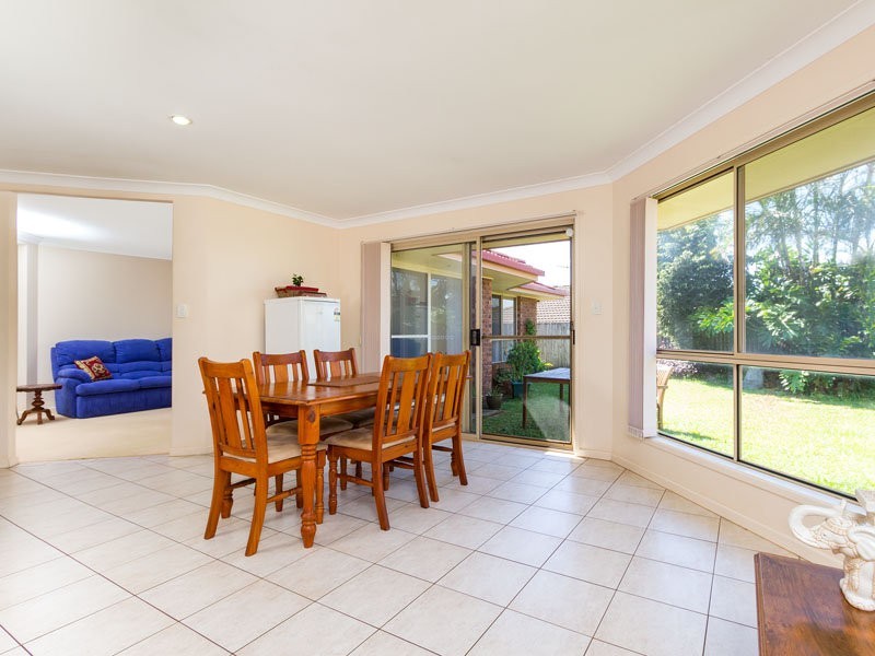 17 Newlands Street, Redland Bay QLD 4165