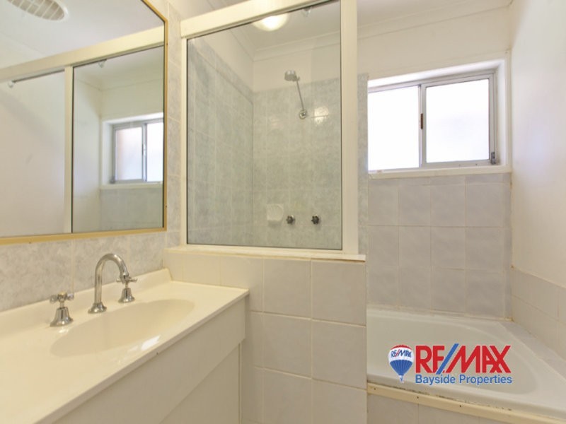 31 Station Street, Wellington Point QLD 4160