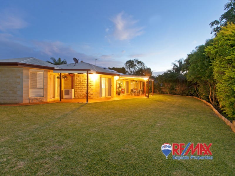 8 Bahr Place, Wellington Point QLD 4160