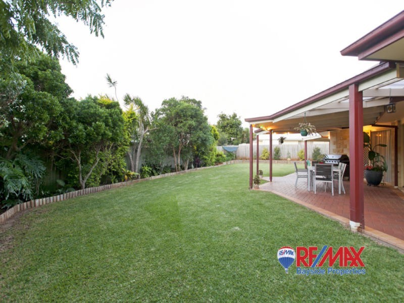 8 Bahr Place, Wellington Point QLD 4160
