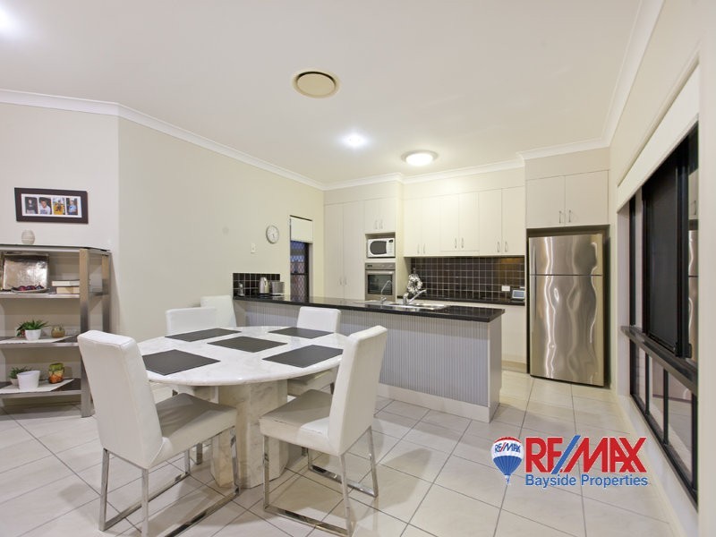 84 Penzance Drive, Redland Bay QLD 4165