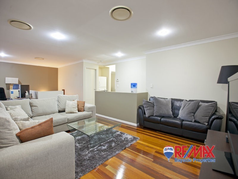 84 Penzance Drive, Redland Bay QLD 4165