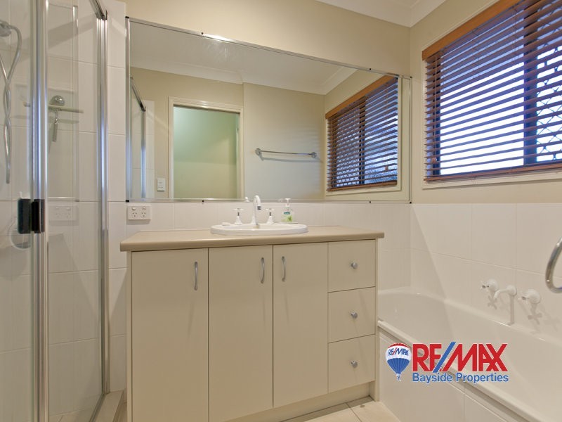 84 Penzance Drive, Redland Bay QLD 4165