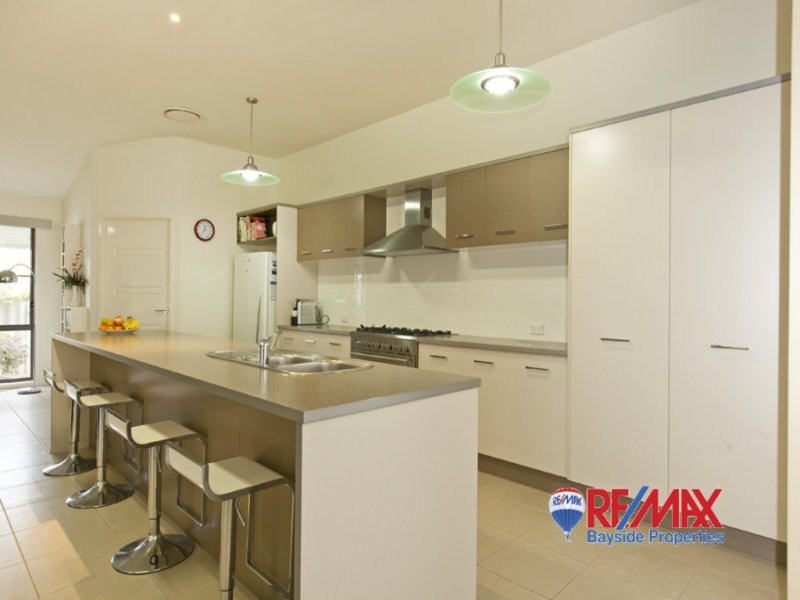 21 Reef Street, Thornlands QLD 4164