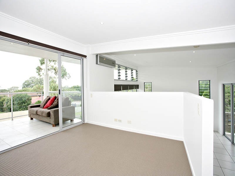 1 Bayview Street, Wellington Point QLD 4160