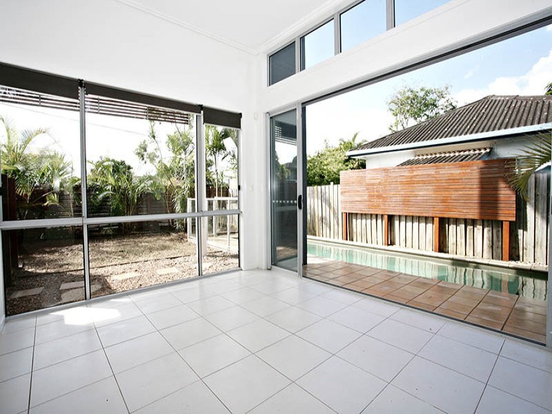 1 Bayview Street, Wellington Point QLD 4160