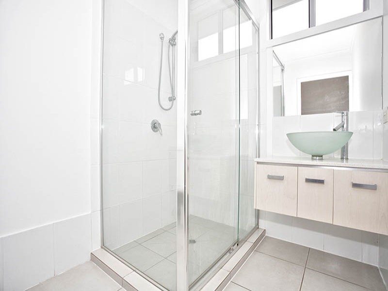 1 Bayview Street, Wellington Point QLD 4160