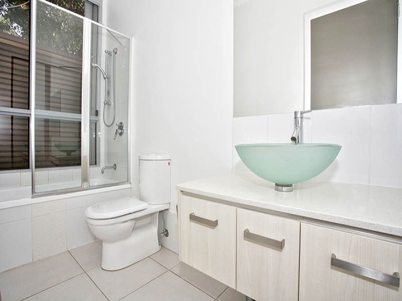 1 Bayview Street, Wellington Point QLD 4160