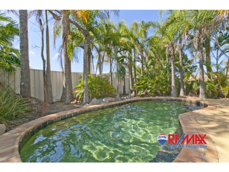 16 Champagne Crescent, Thornlands QLD 4164