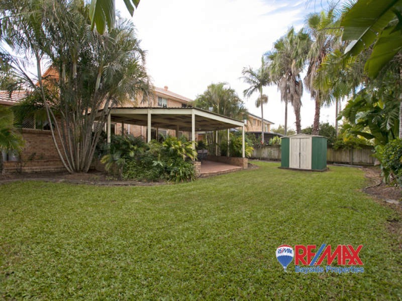 8 Rosewood Street, Birkdale QLD 4159