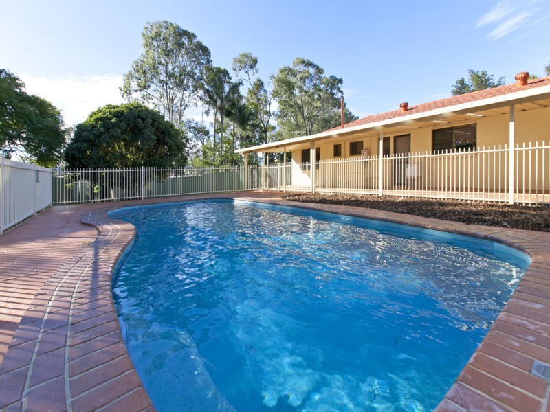 18 Sycamore Parade, Victoria Point QLD 4165