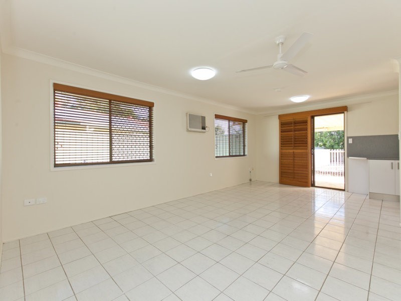 18 Sycamore Parade, Victoria Point QLD 4165