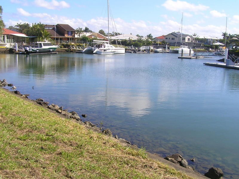 83 Dorsal Drive, Birkdale QLD 4159