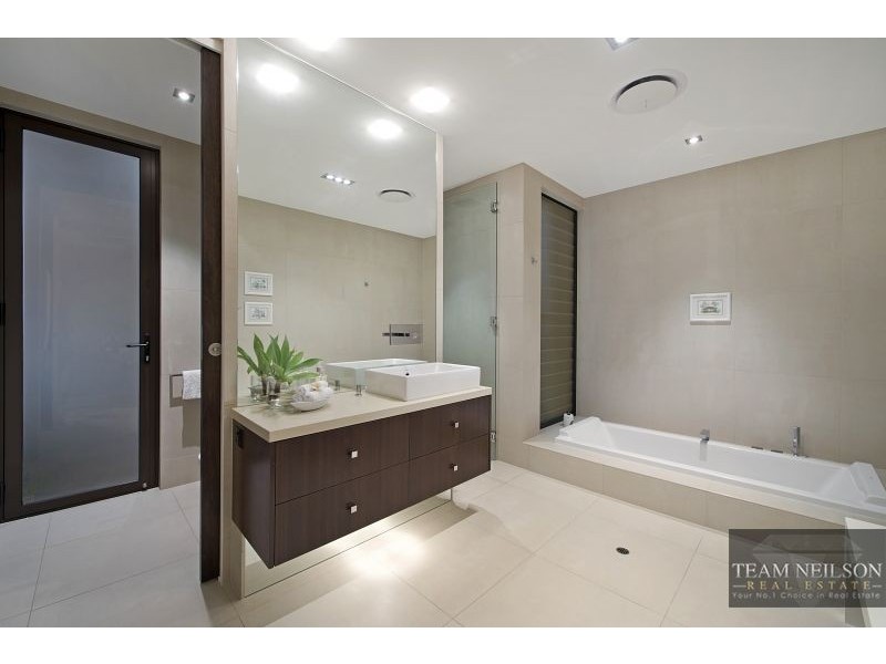 28 Piermont Place, Raby Bay QLD 4163