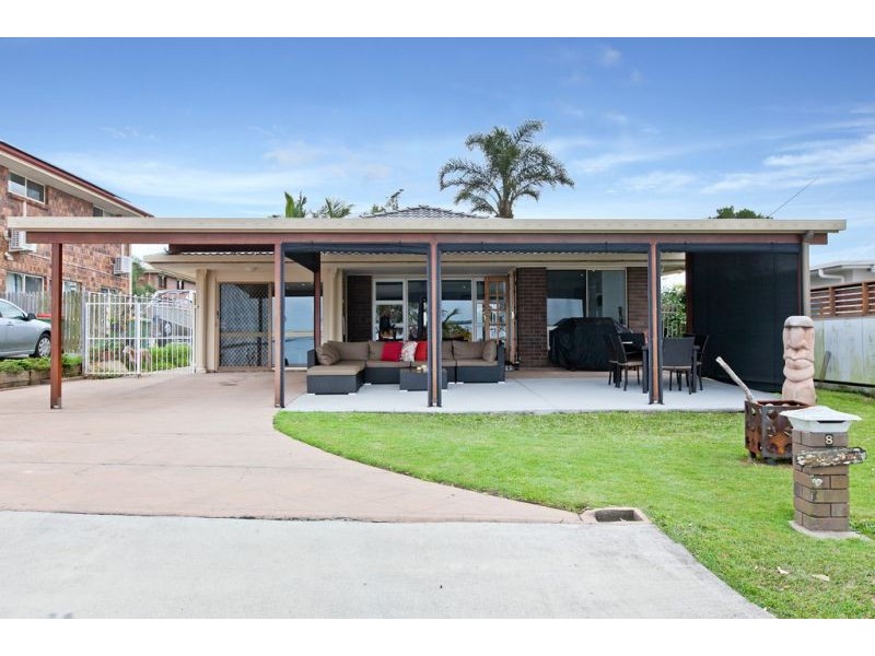 8 Waterfront Easement, Redland Bay QLD 4165
