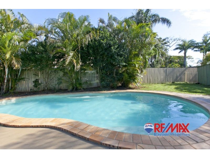 4 Balsa Court, Victoria Point QLD 4165