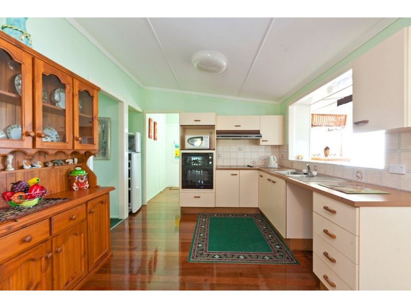 14 Leichhardt Terrace, Russell Island QLD 4184