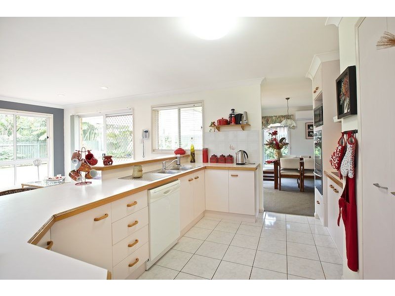 18 Cove Court, Victoria Point QLD 4165