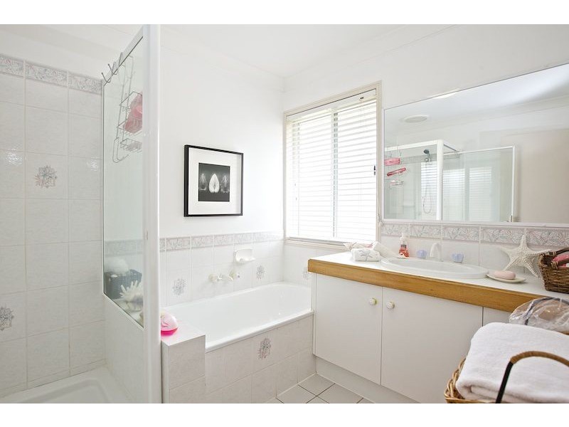 18 Cove Court, Victoria Point QLD 4165