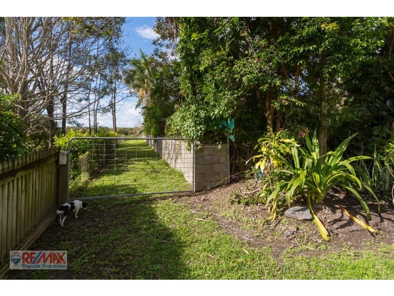 32 Muriel Street, Redland Bay QLD 4165