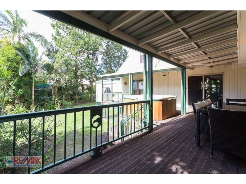 32 Muriel Street, Redland Bay QLD 4165