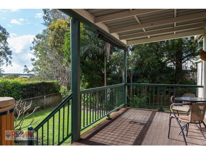 32 Muriel Street, Redland Bay QLD 4165