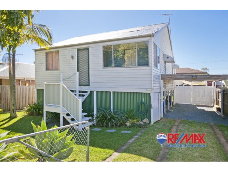 111 Railway Pde, Thorneside QLD 4158