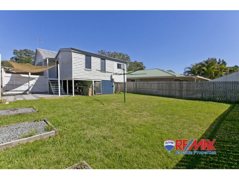 111 Railway Pde, Thorneside QLD 4158