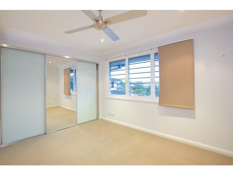 25 Downwind Court, Birkdale QLD 4159