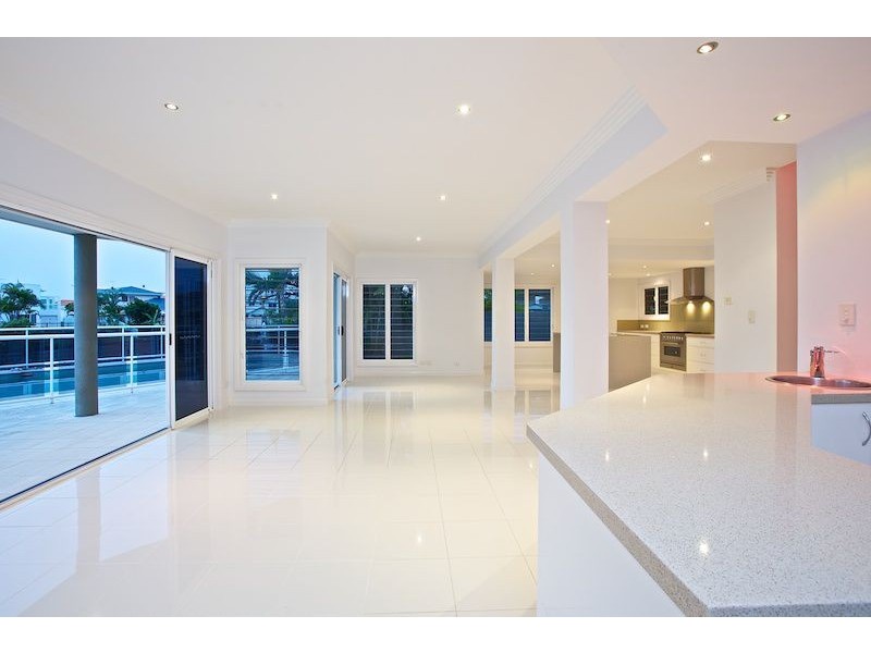 25 Downwind Court, Birkdale QLD 4159