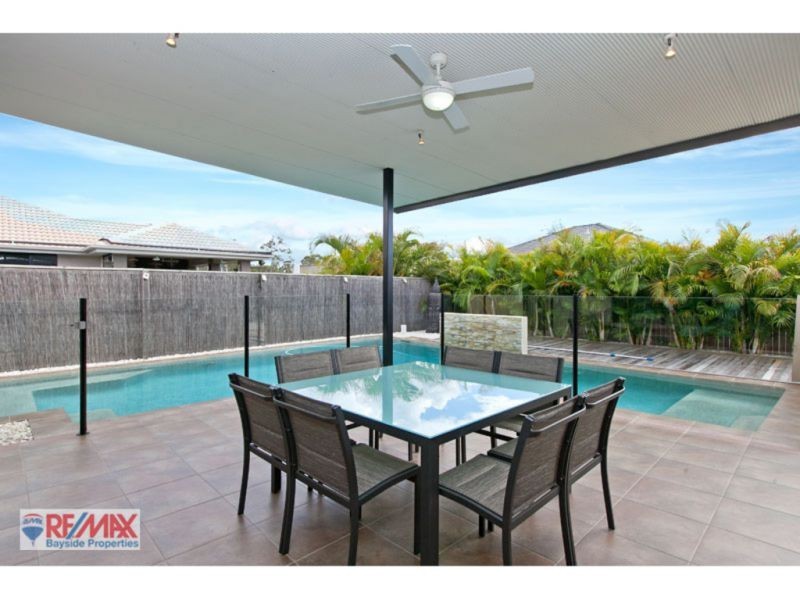 13 Balsam Street, Redland Bay QLD 4165