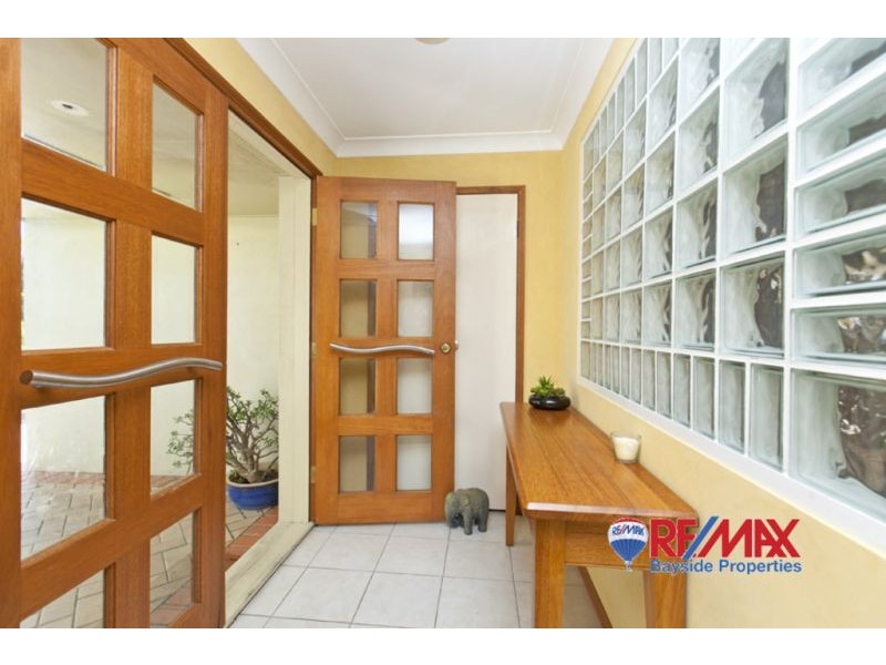 64 Dorsal Drive, Birkdale QLD 4159