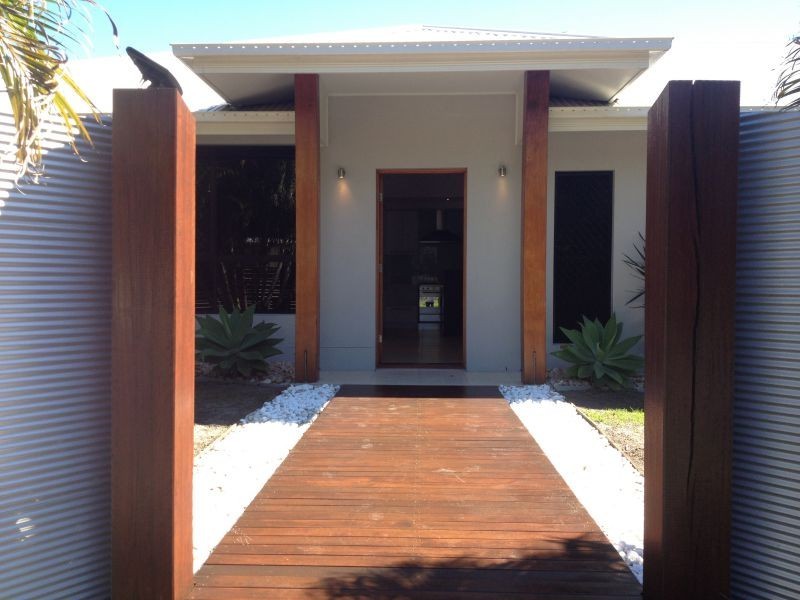 4 Barron Road, Birkdale QLD 4159