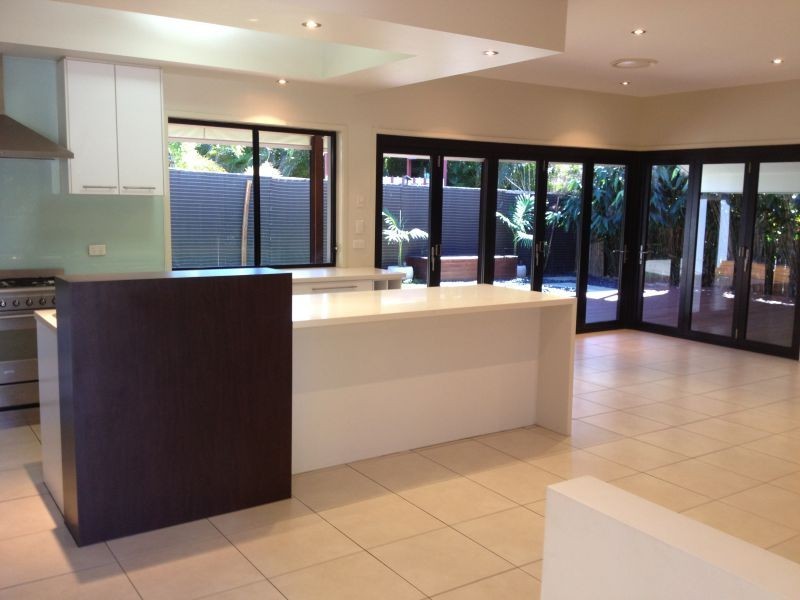 4 Barron Road, Birkdale QLD 4159