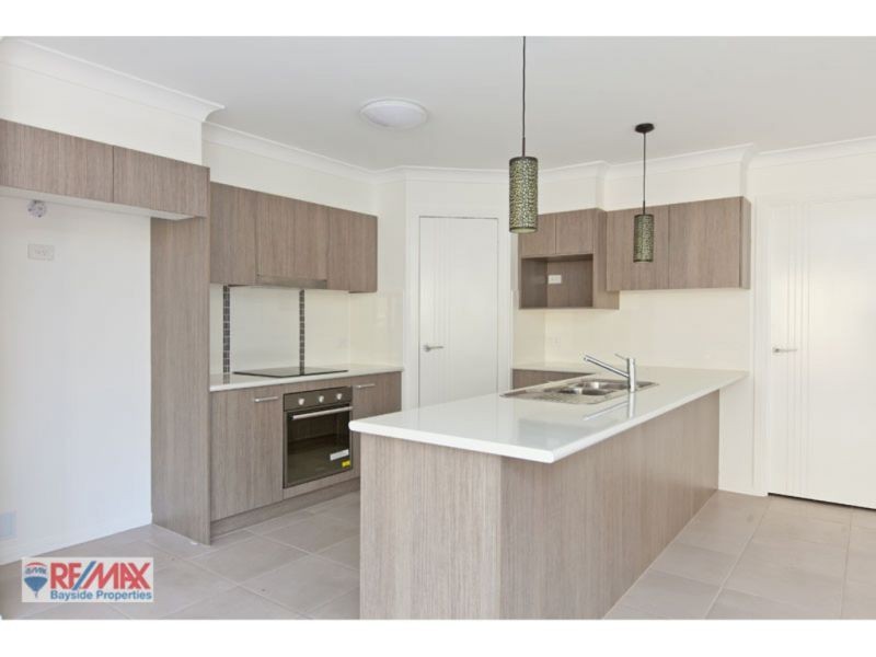 1 & 2/27 Riley Peter Place, Cleveland QLD 4163