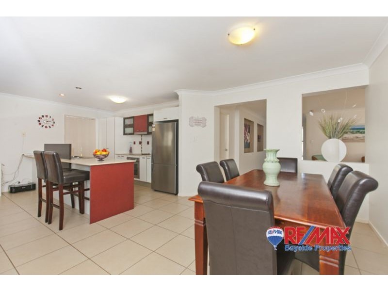 4 Keswick Place, Redland Bay QLD 4165