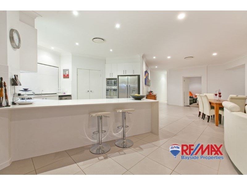 4 Casey Court, Wellington Point QLD 4160